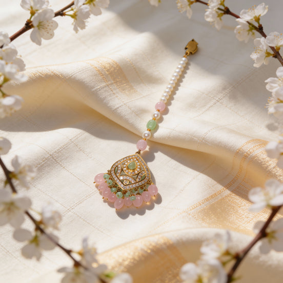 Padmavati Heirloom Gold Mang Tikka