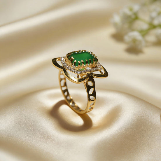 Emerald Crest Gold Ring