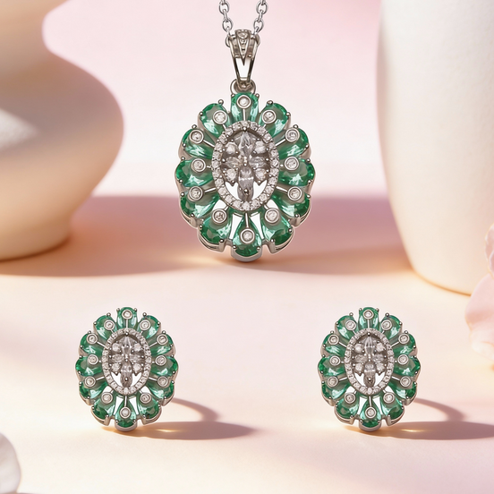 Siora Emerald Halo Pendant Set