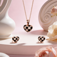Siora Noir Heart Pendant Set