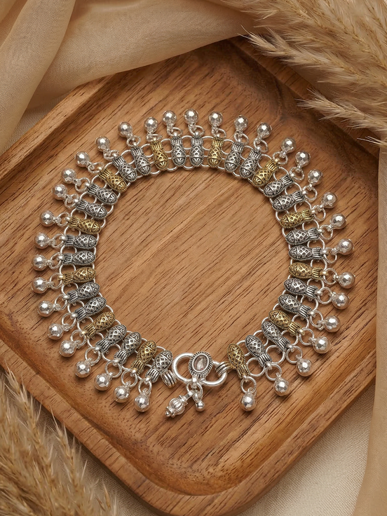 Siora Vintage Ghungroo Charm Anklet