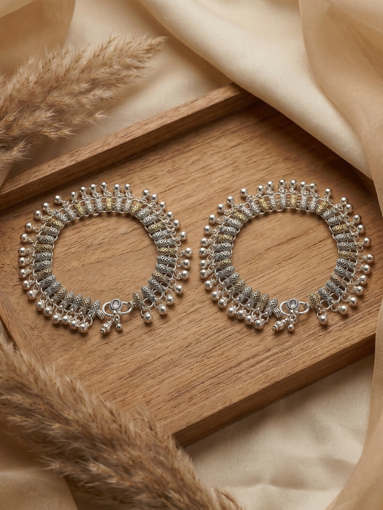 Siora Vintage Ghungroo Charm Anklet