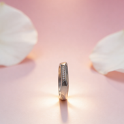Siora Edge Solitaire Band