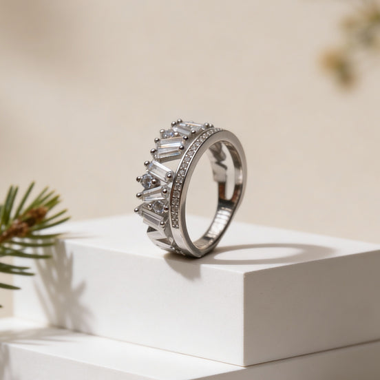 Siora Geometric Solitaire Silver Ring