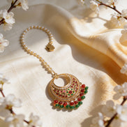 Padma Aura Gold Mang Tikka