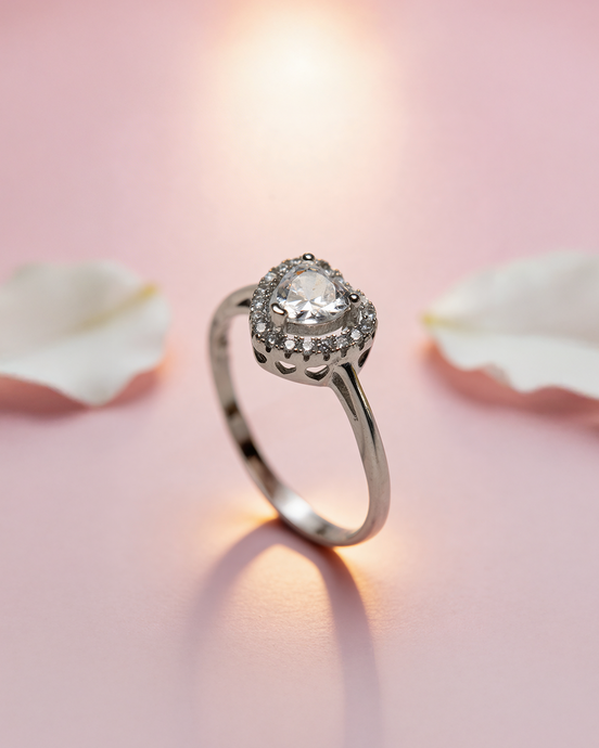 Siora Hearty Halo Ring