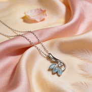 Siora Aqua Bloom Pendant Chain