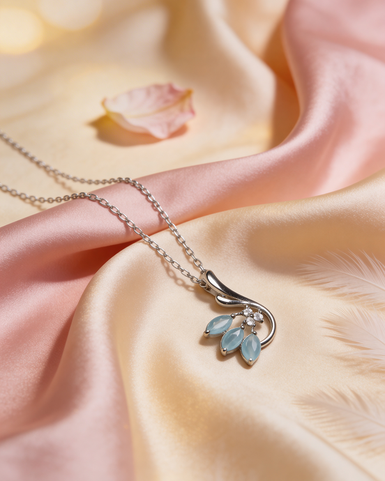 Siora Aqua Bloom Pendant Chain