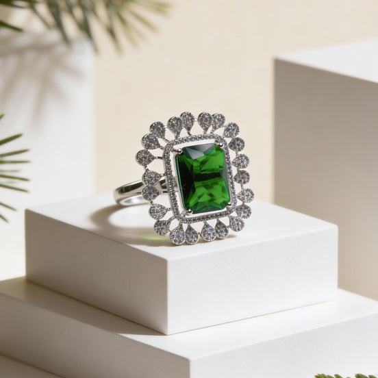 Siora Emerald Crown Ring
