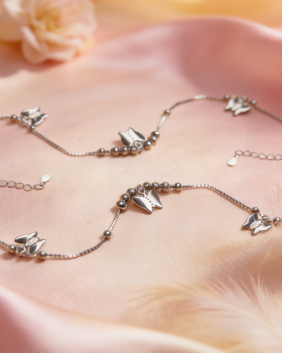 Siora Butterfly Breeze Anklet