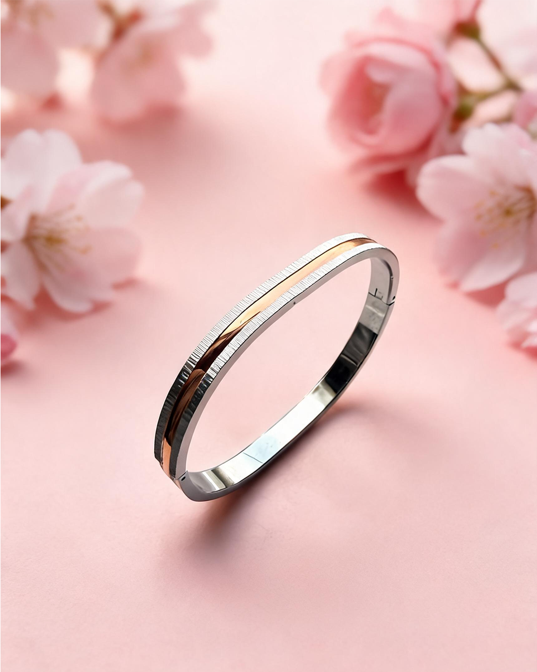 Siora Rose Line Kada