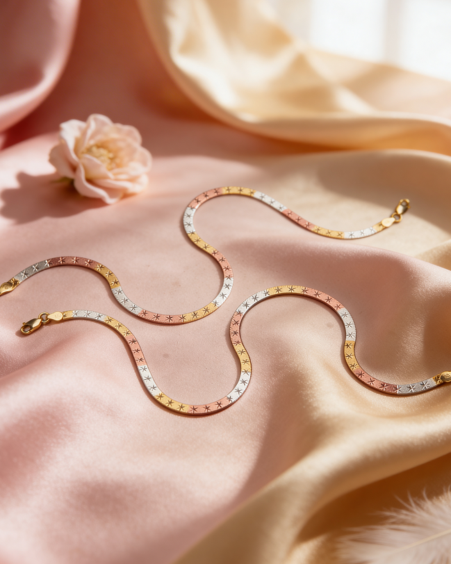 Siora Trinity Glow Anklet