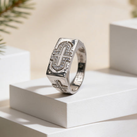 Siora Crossline Signature Ring