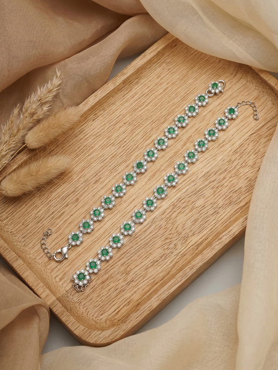 Siora Emerald Bloom Silver Anklet