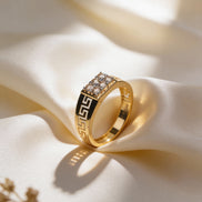 Bella Imperial Maze Diamond Ring (Yellow Gold)