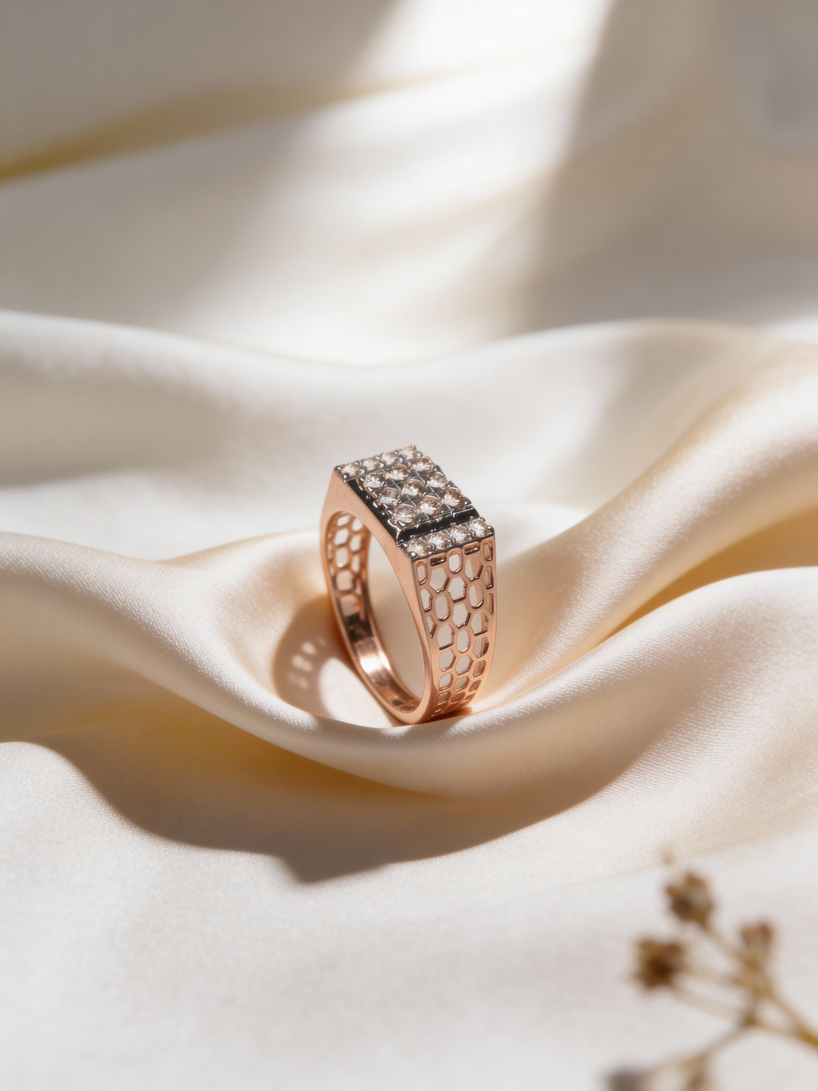 Bella Rose Matrix Diamond Ring