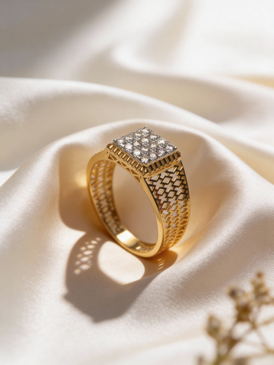 Bella Heritage Lattice Diamond Ring (Yellow Gold)
