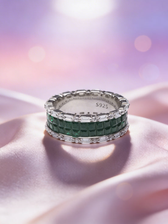 Siora Emerald Royale Eternity Band