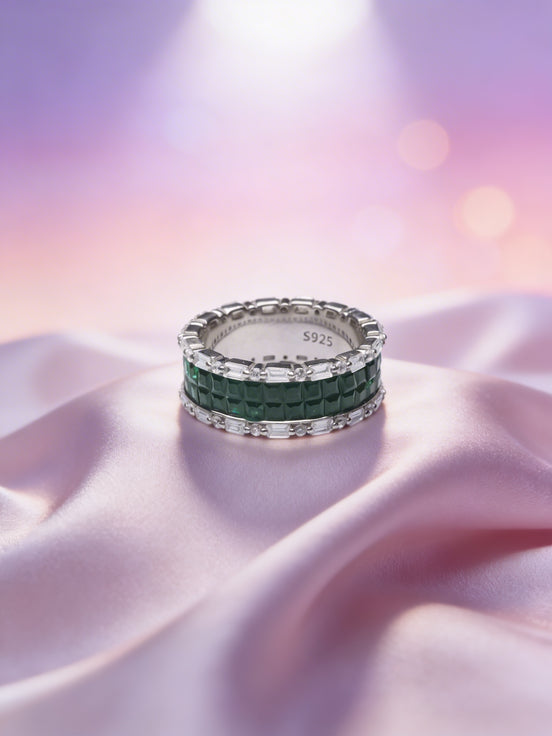 Siora Emerald Royale Eternity Band